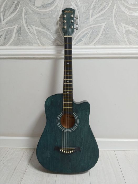 Продам новую гитару