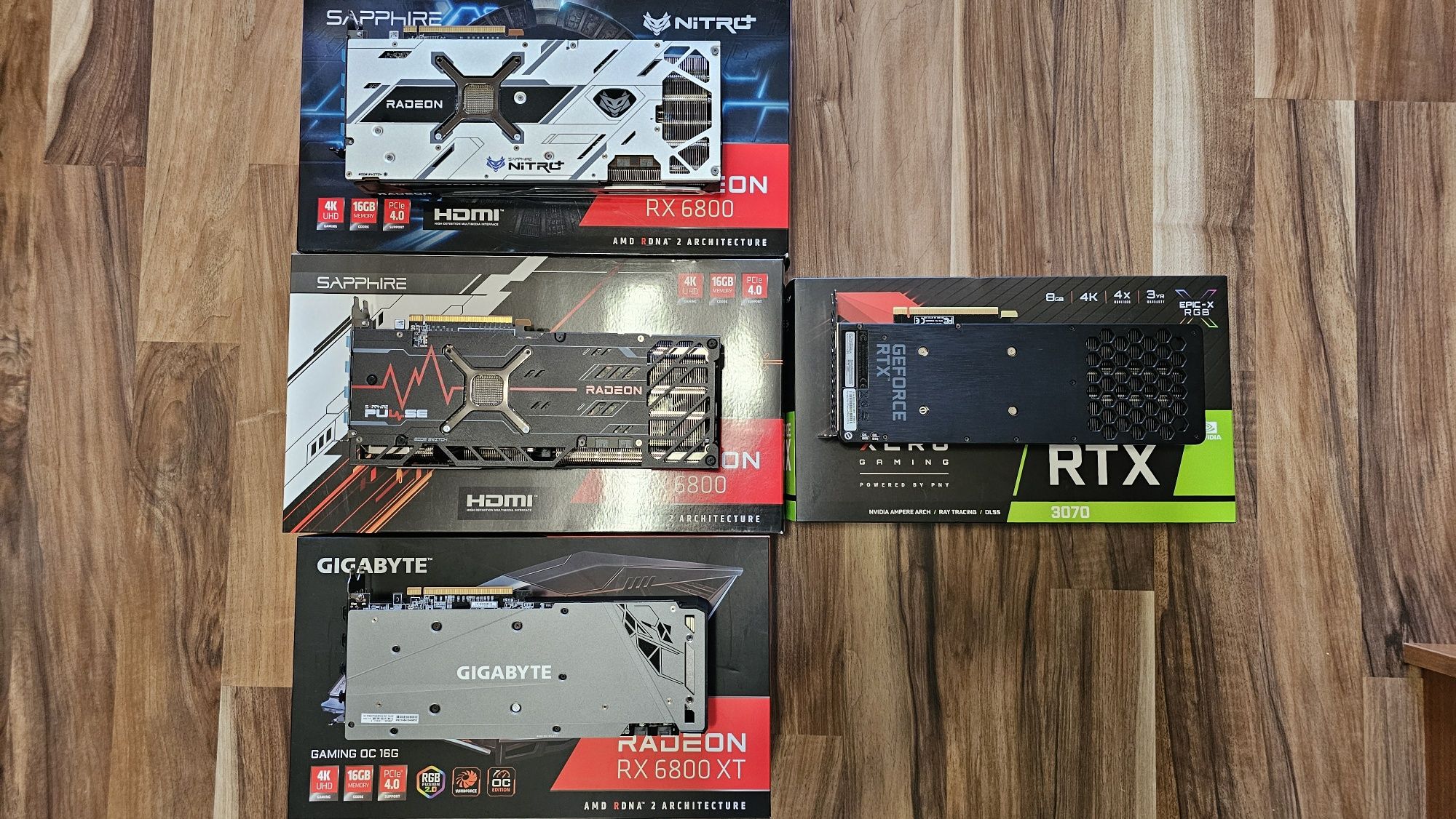 Продавам , разменям AMD RX 6800,6800xt,RTX3070-като нови !!