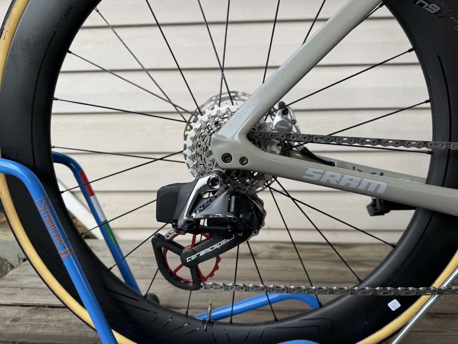 Карбонов велосипед Specialized Venge