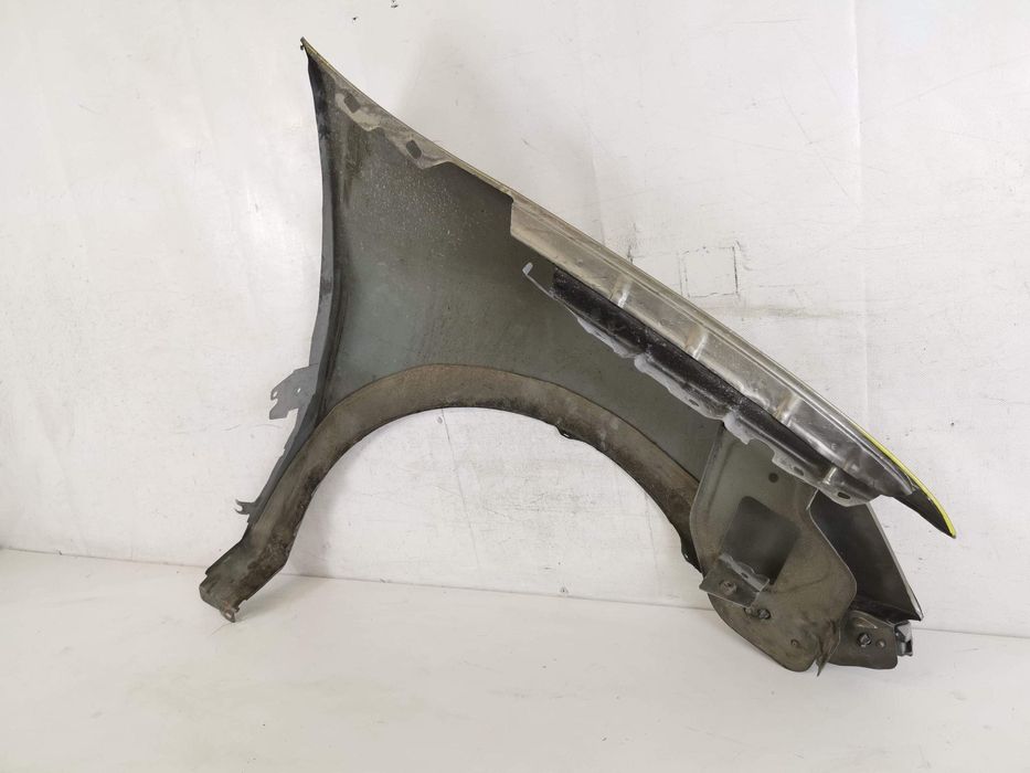 Ляв преден калник Дачия Логан 2 / Dacia Logan 2 [ - ] Без отвор за миг