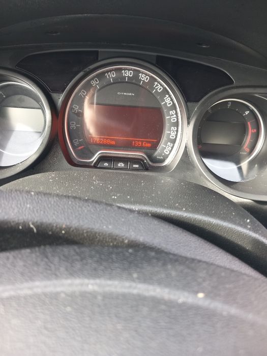 Vand citroen c5 1.6 diesel 109 cai