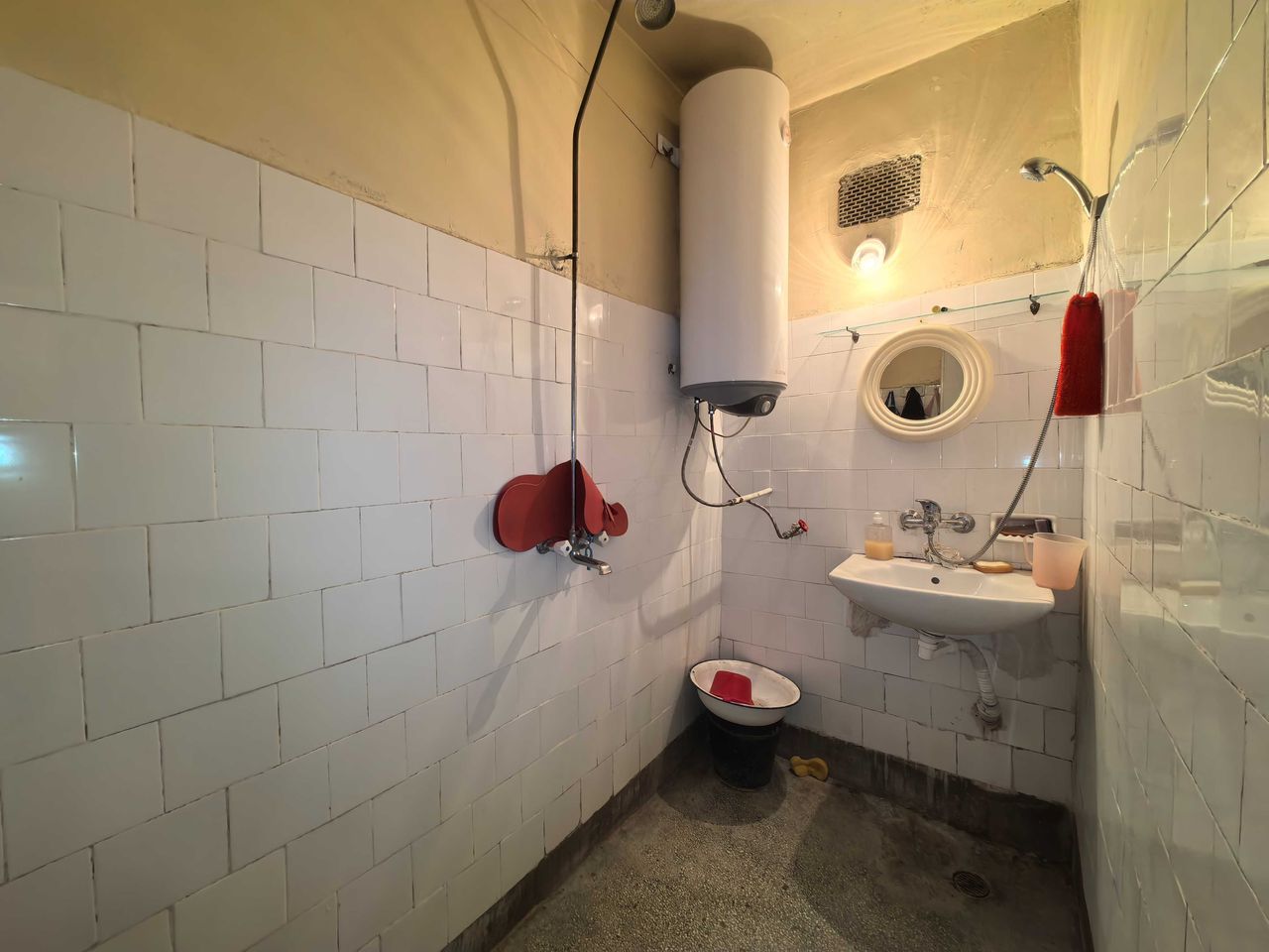 Продава се Тристаен апартамент в Ямбол, Зорница - 72 кв.м за 1063 €/кв.м - Снимка #13