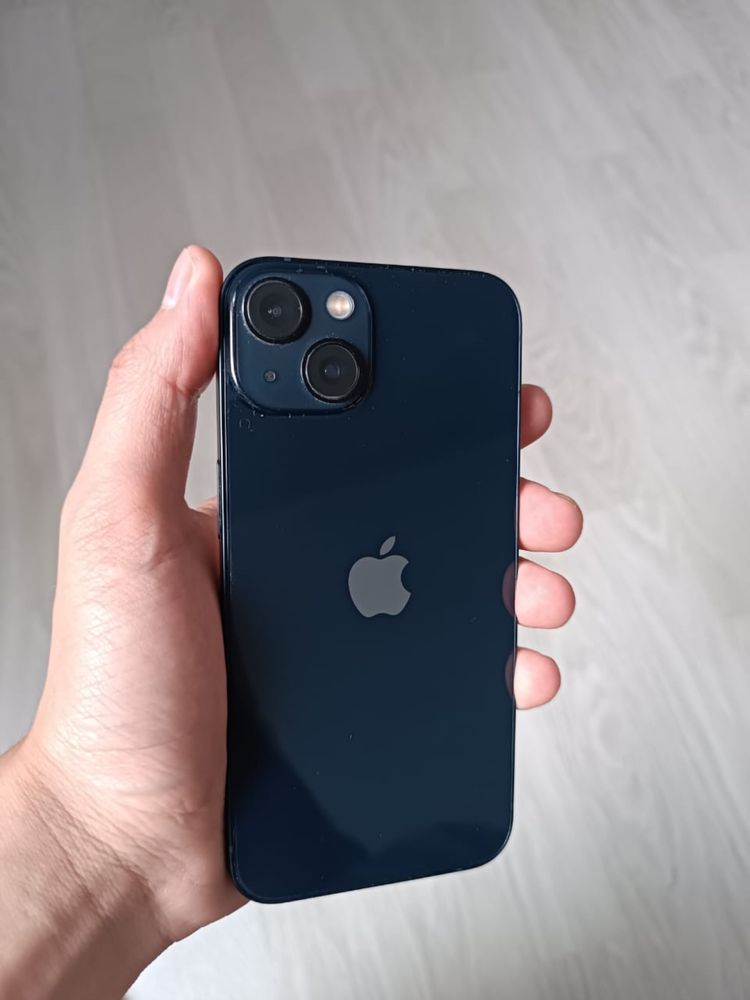 iPhone 13 8/128GB