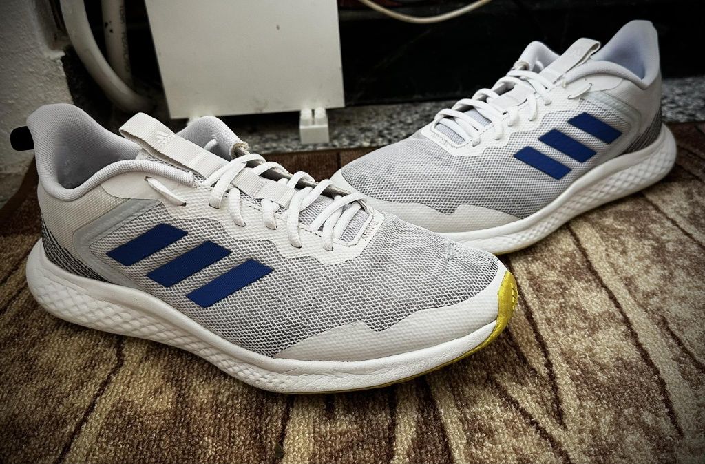 Маратонки Adidas