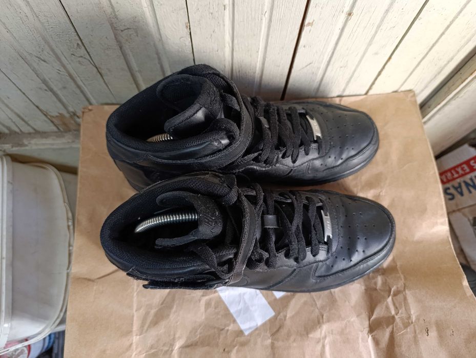 ''Nike Air Force 1 Mid Black''оригинални мъжки маратонки 43 номер