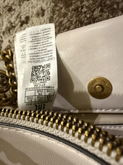 Две дамски чанти Calvin Klein,Guess+портфейл Polo