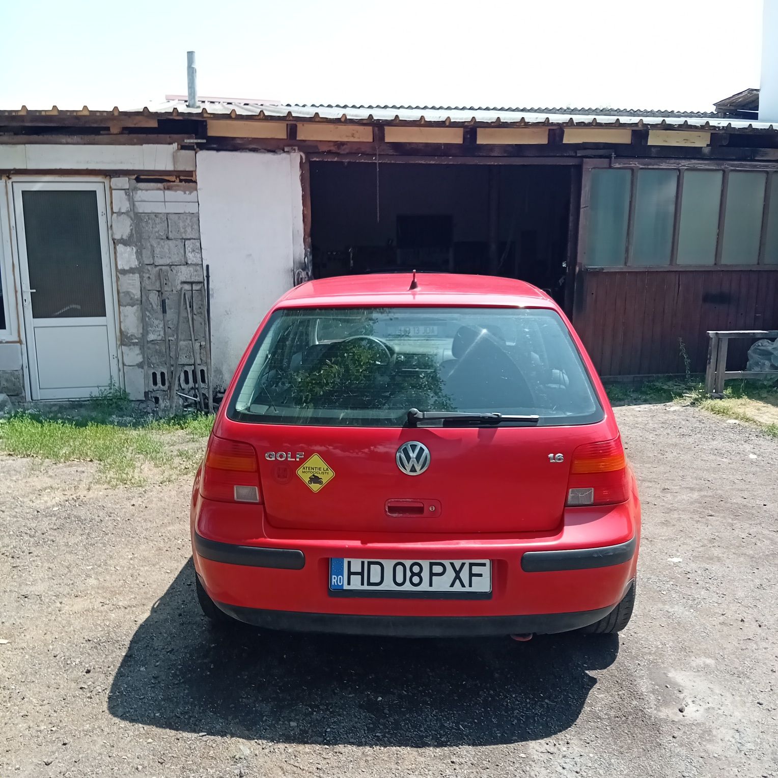 Golf 4 1.6 rs. Funcționare bună, arată cum se vede,