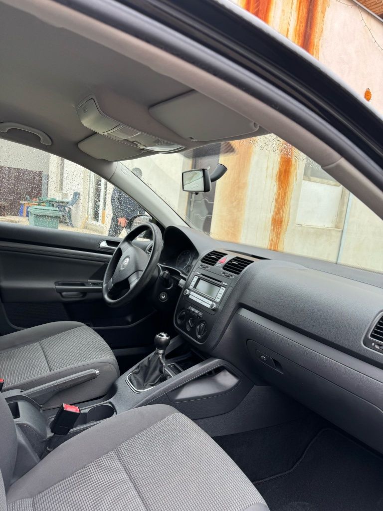 Volkswagen Jetta 1.6