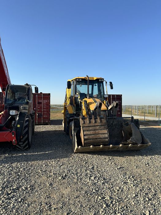 Inchiriez / inchiriere miniexcavator 2T , 5 T , buldoexcavator