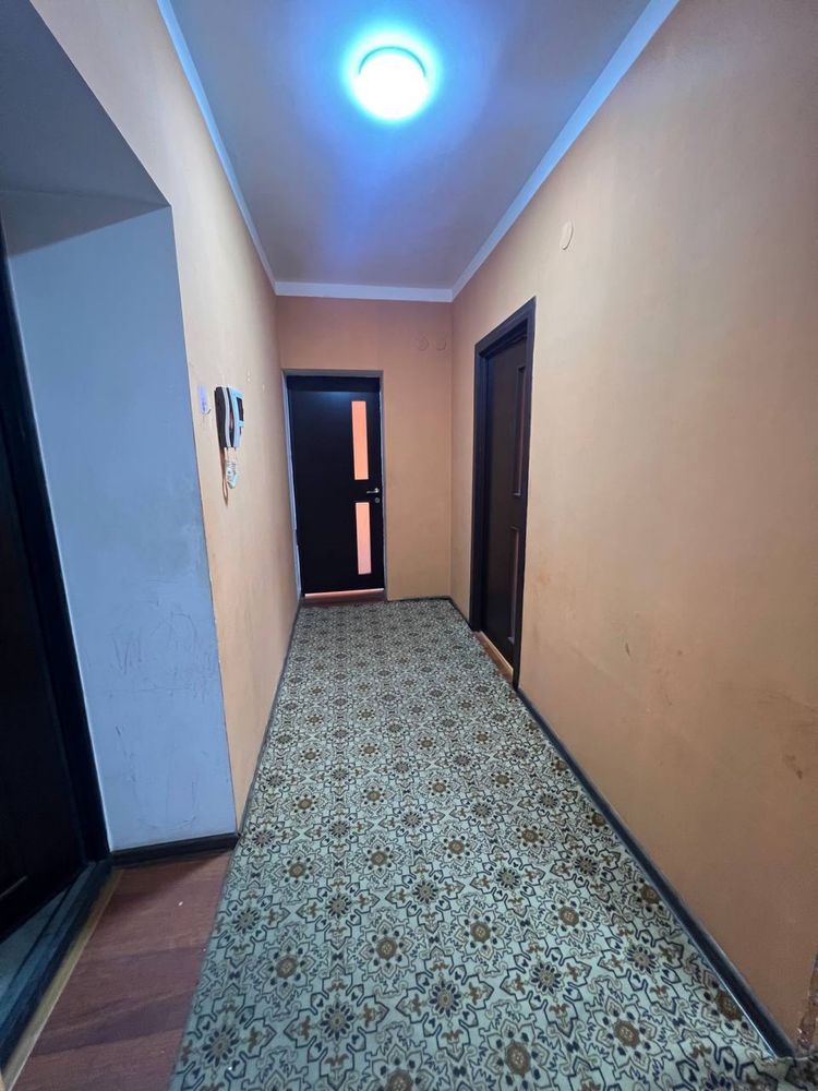 Yashnabod tumani Olmos maxallasi 3/16/16  68 kvadrat 28.000$