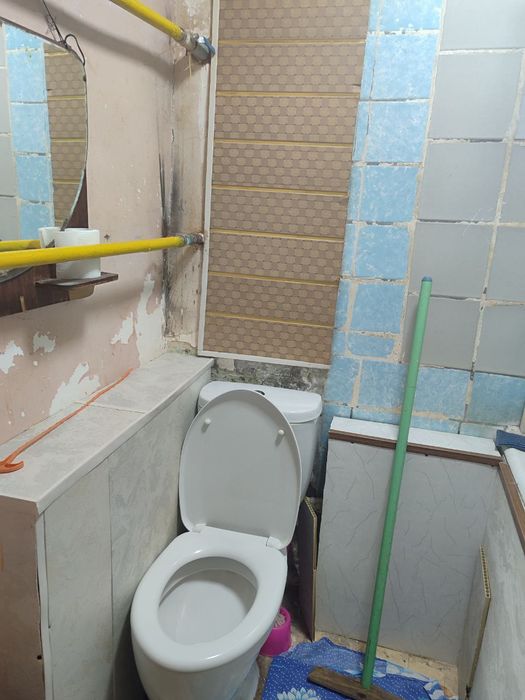 Юнусабад 2 кварталда 1 хона уй ижарага берилади.