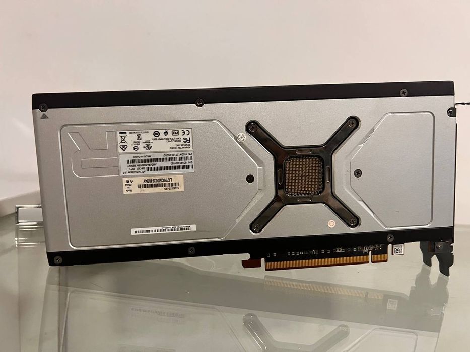 Radeon RX 6900 XT

Holati: Ideal

Xotira: 16GB GDDR6

Performance: 4K/