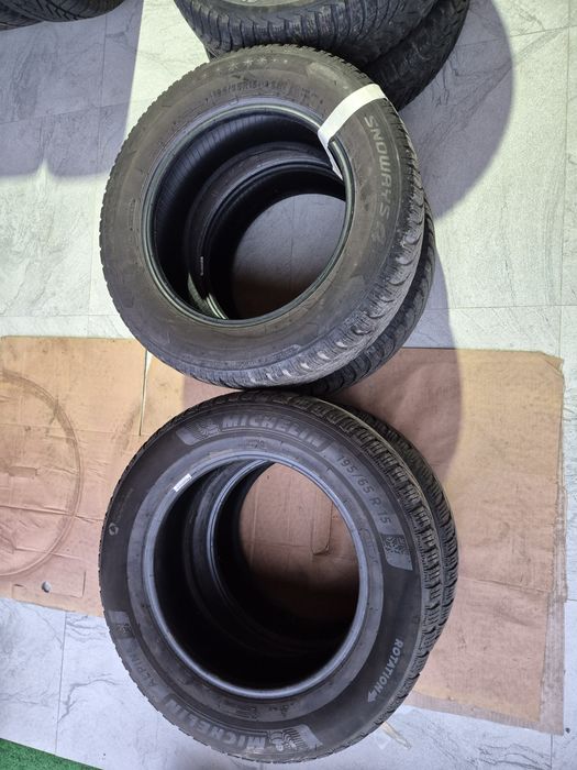 Vând cauciucuri 195/65/15 M+S seturi de câte 2 buc imp Germania