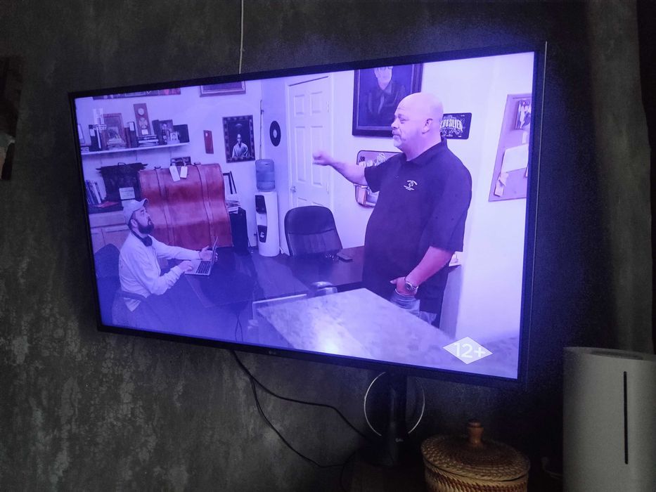 телевизор LG49UH65 49 дюймов