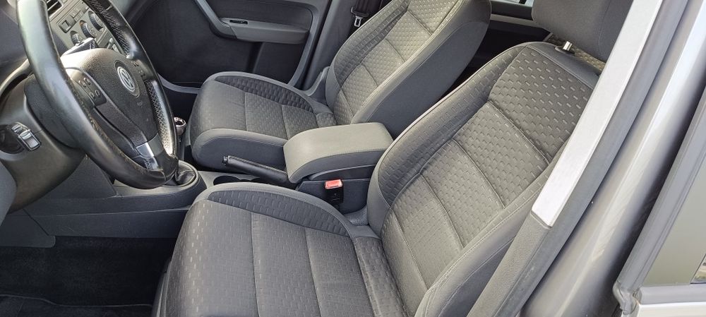 VW Touran Facelift 2008 1.9 Tdi Bxe Fara filtru 5locuri  6 trepte