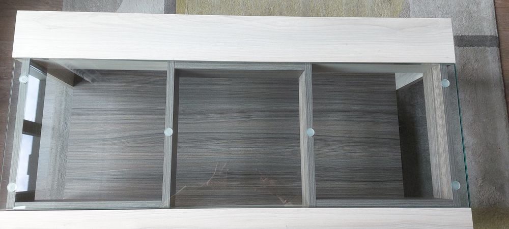 продавам холна масичка