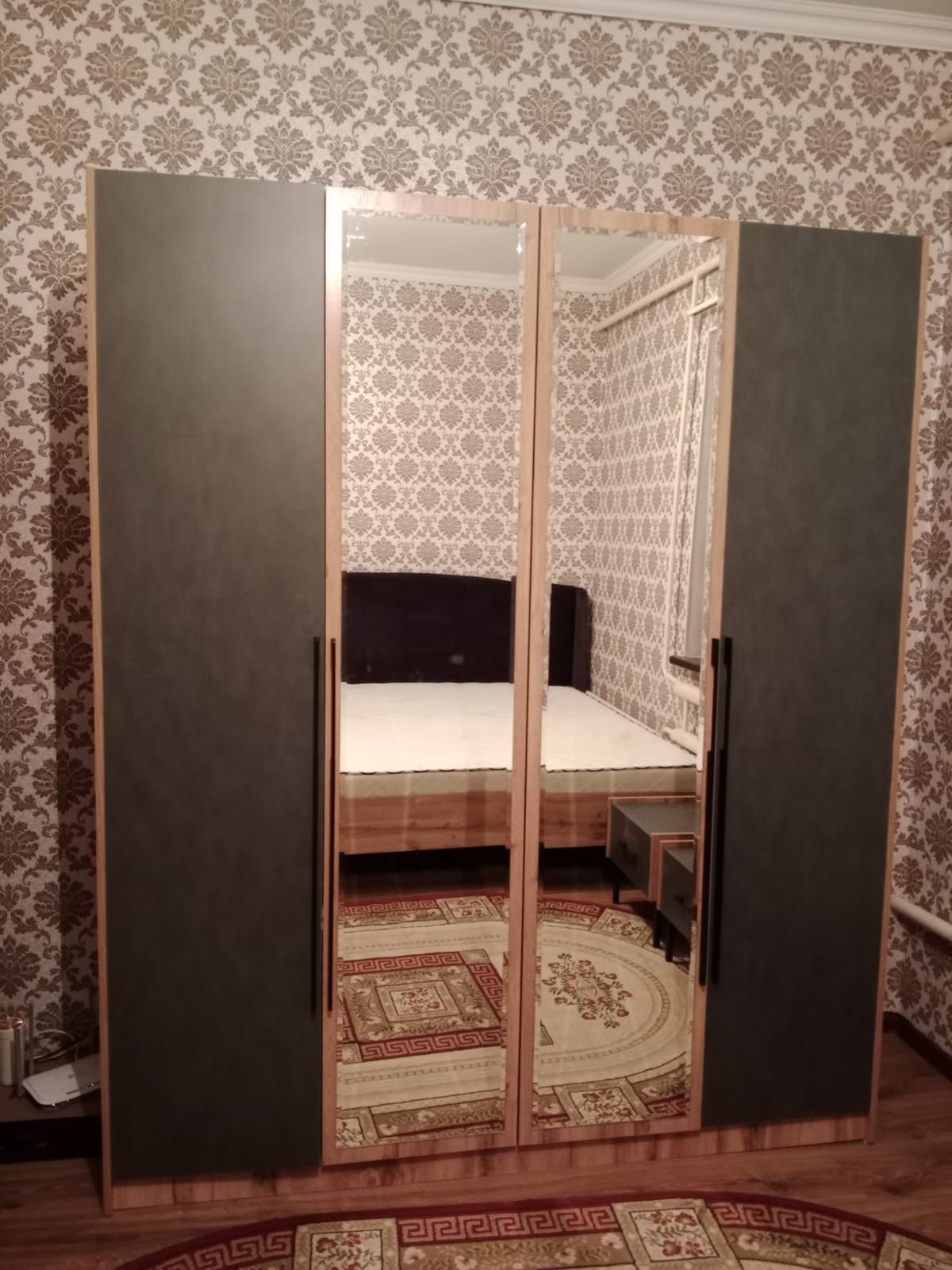 Спальный гарнитур