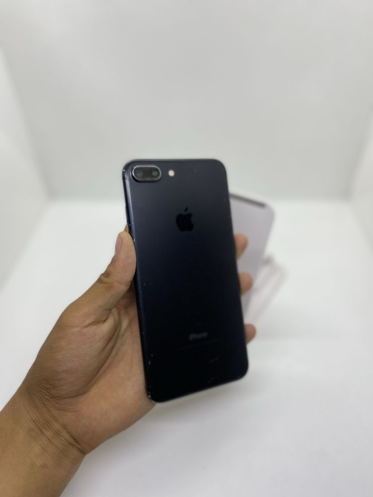 Iphone 7+ sotiladi