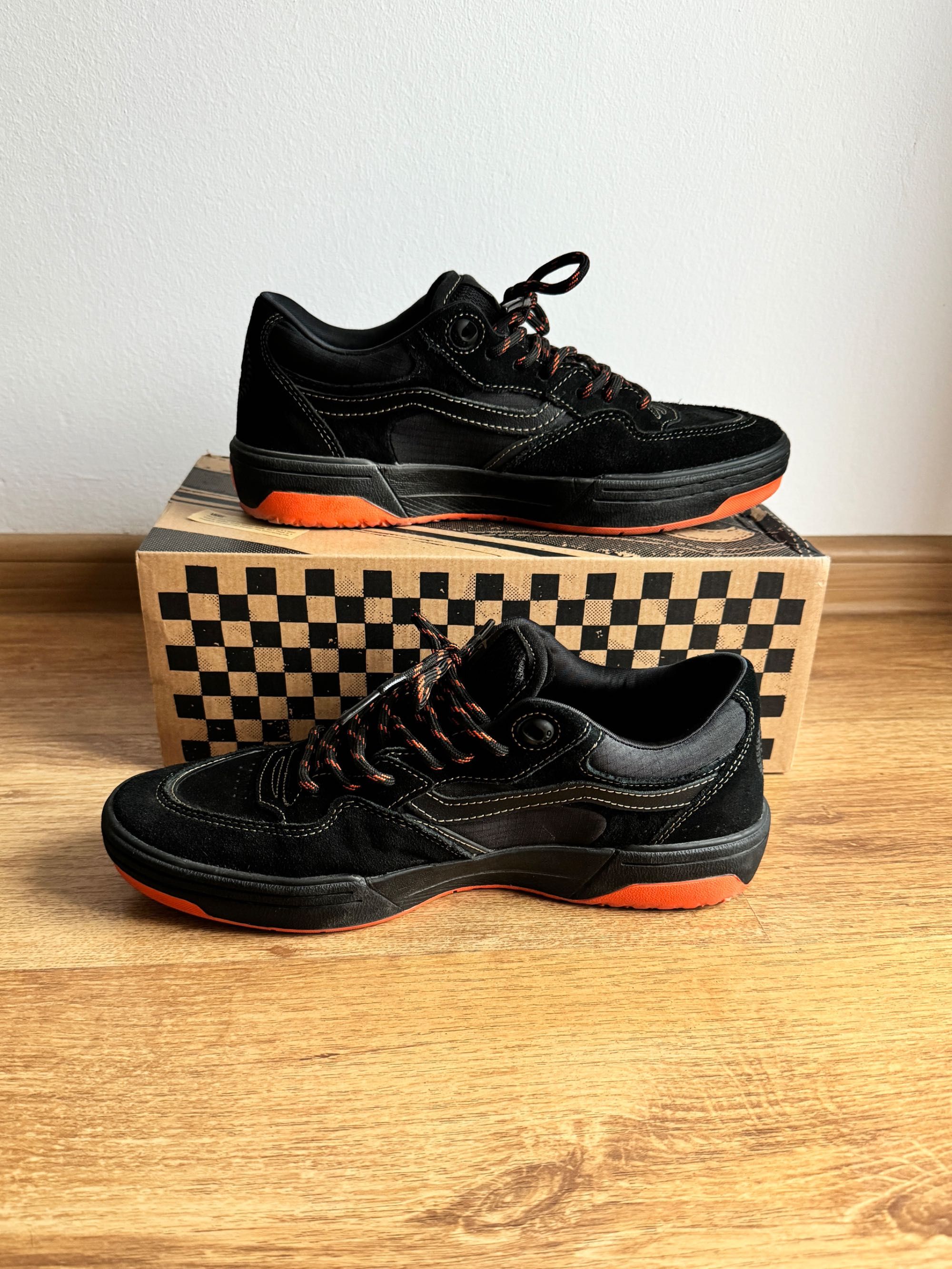 Кецове Vans & spitfire Black/Flame
