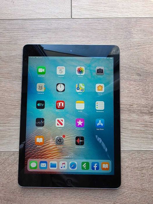 Tableta Apple iPad Air 9,7", 16 GB, Wi-Fi, in stare impecabila