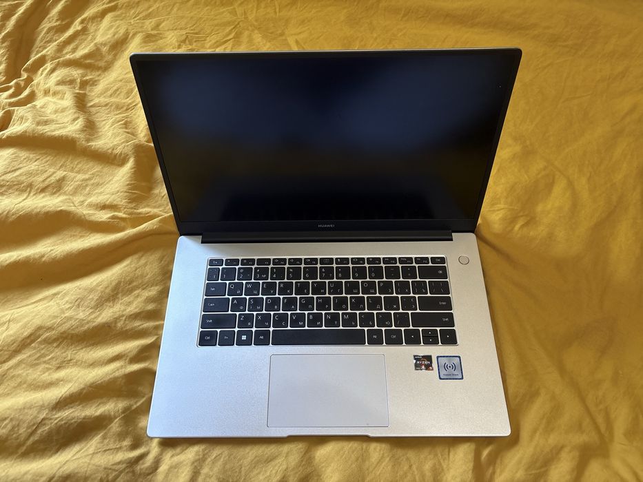 Ноутбук Huawei Matebook D15 AMD Ryzen5 5500U