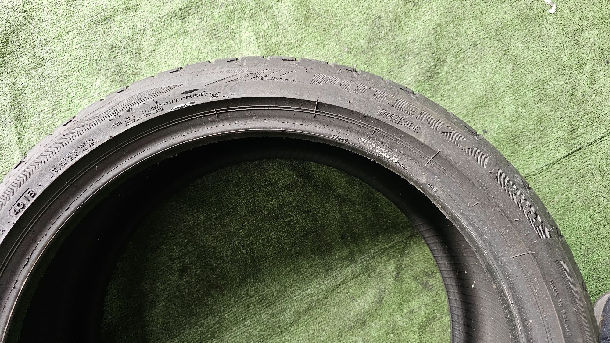 1x 225 40 19 vara bridgestone