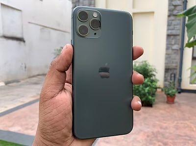 Iphone 11 pro в отличном состоянии все работает
