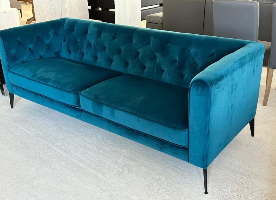 Canapea 3 persoane chesterfield