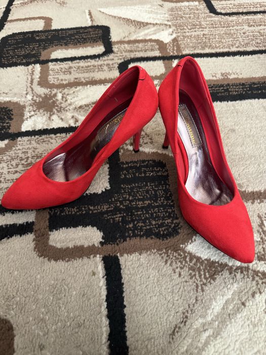 Туфли новые размер 36  5 штук