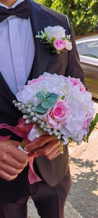 Buchete mireasa nașa și aranjamente florale