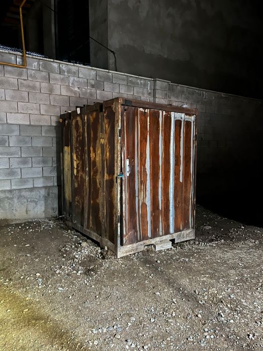 Контейнер для инструментов