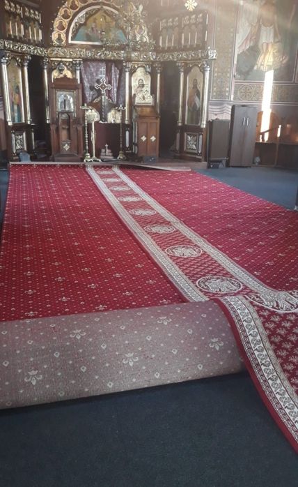 Mocheta Biserici Trafic Intens