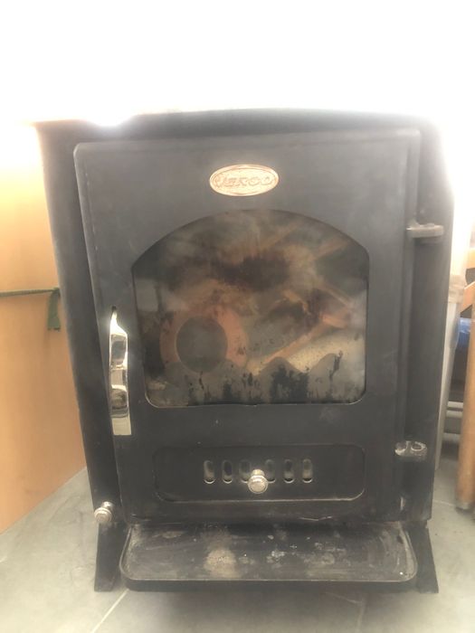 Печка VERCO на твърдо гориво