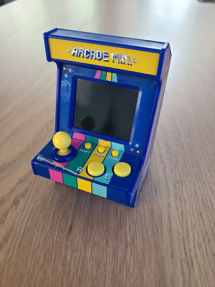 Joc Arcade mini - 152 jocuri (Legami Milano)
