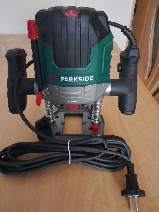 Masina de frezat lemn