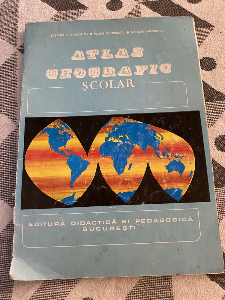 Atlase geografie vechi de colectie anii 1950-1980