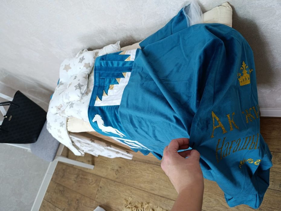 Бесiк жасауымен сатылады