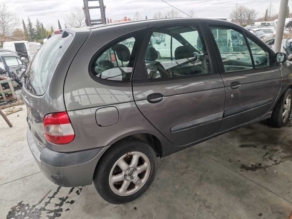 Renault Scenic 1.6 16v 2002г НА ЧАСТИ