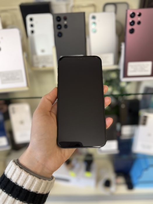 Apple iPhone 12 -Midnight, Blue, White-