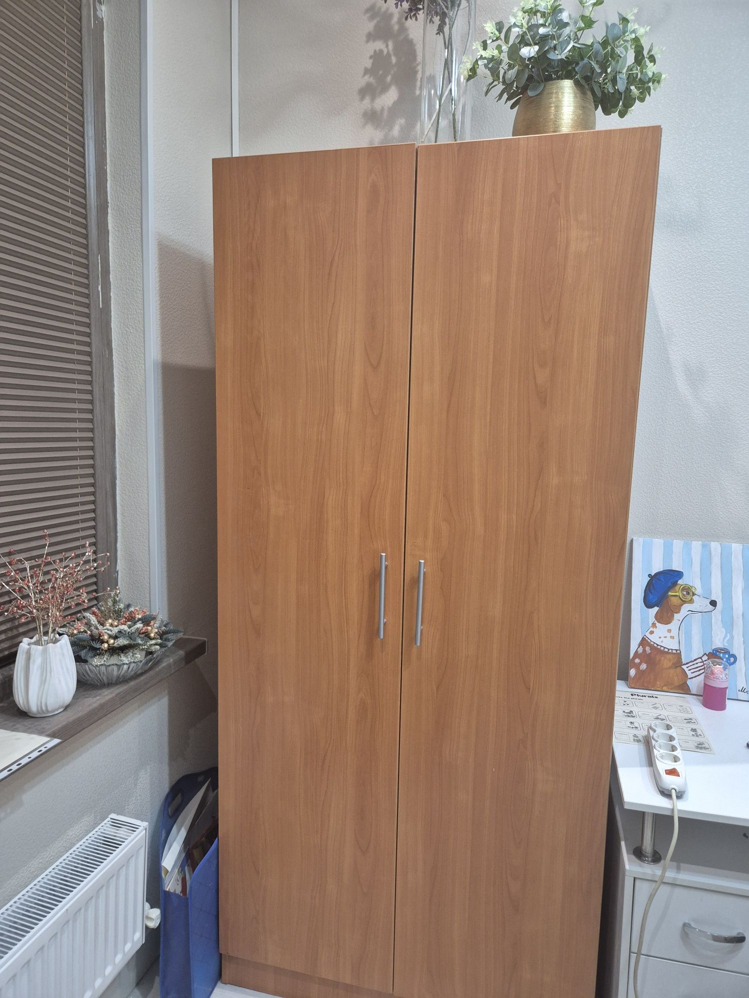 Комплект мебели в детскую