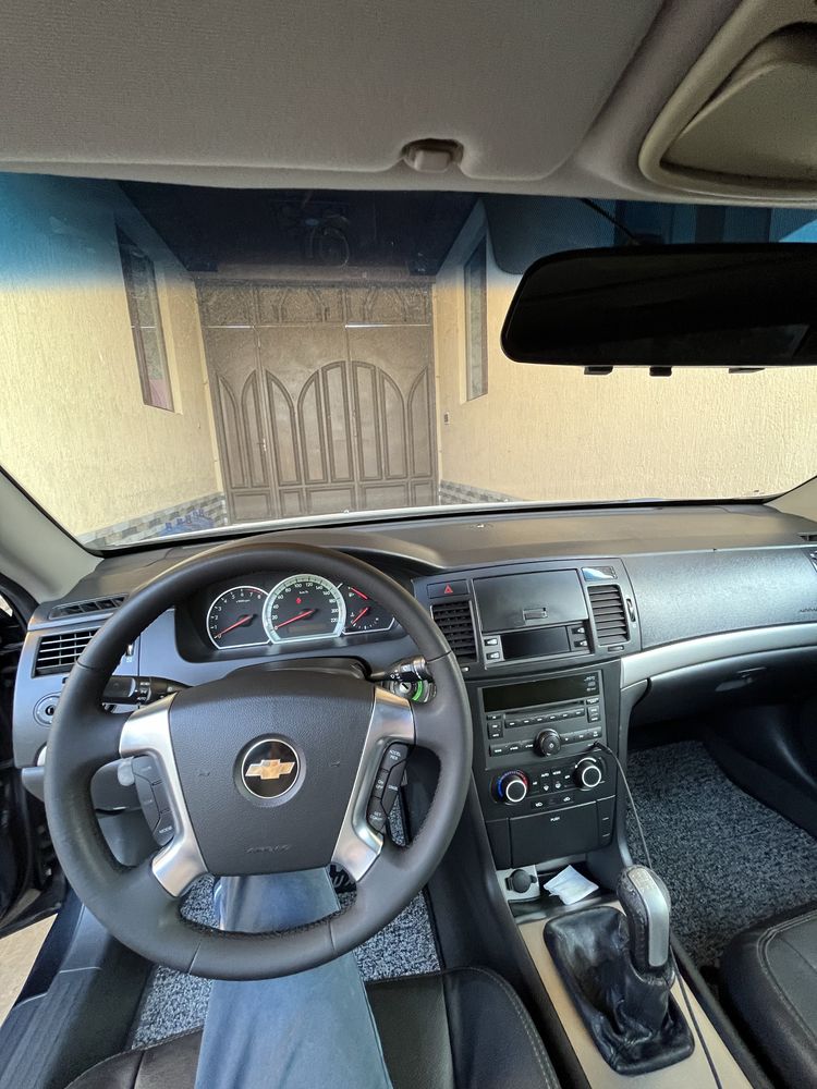 Chevrolet Epica qora