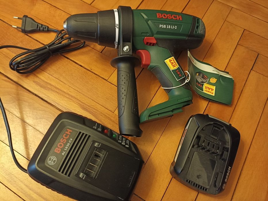 Pachet PSB 18 Li-2/Bosch-Hungary cu accesorii (acumulator & încărcător