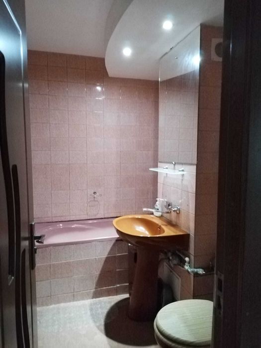 Inchiriez apartament 2 camere Gavana 3