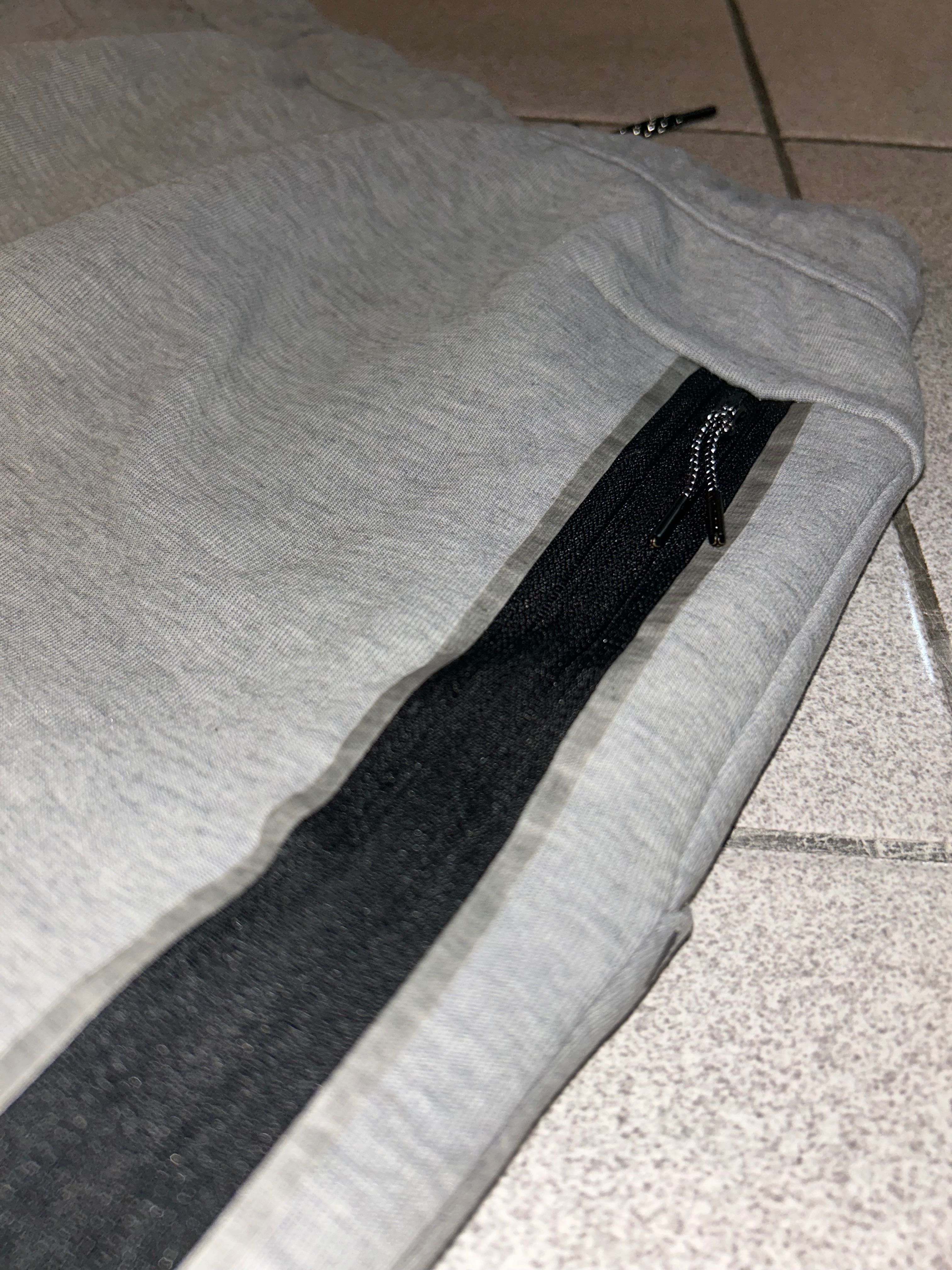 ОРИГИНАЛНИ Nike tech fleece gray