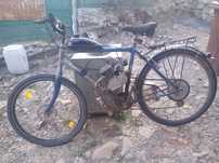 Vand bicicleta cu motor !