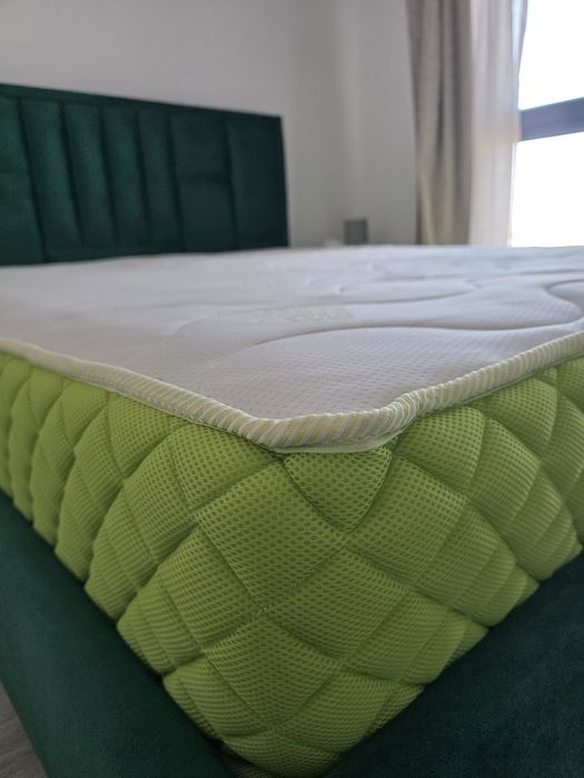 Vând saltea ortopedică 160×200