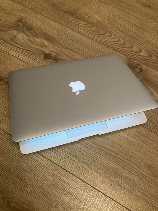 Laptop Macbook Air 13 Late 2010 ; SSD