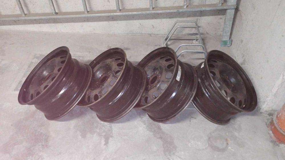 4 бр. Стоманени железни джанти 16" 5x108 7,0J ET46 Peugeot/Citroen