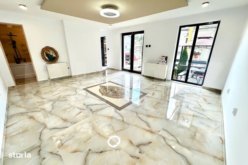 Spatiu comercial de inchiriat,renovat complet,33 mp,cu terasa,Cugir