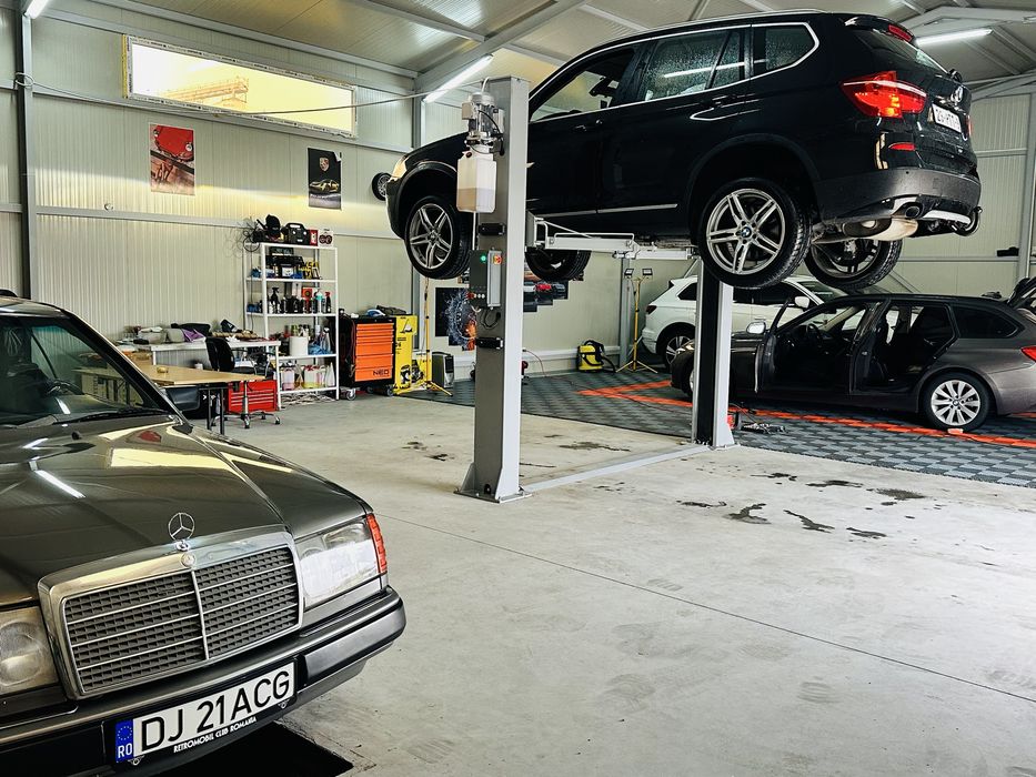 Hală Auto Service  dotată cu Elevator Nou Truse chei DN56